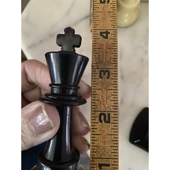 Vtg Chess Pieces 32 in total mixed Black & Natural off white Pieces Felt Bottoms - Picture 9 of 9